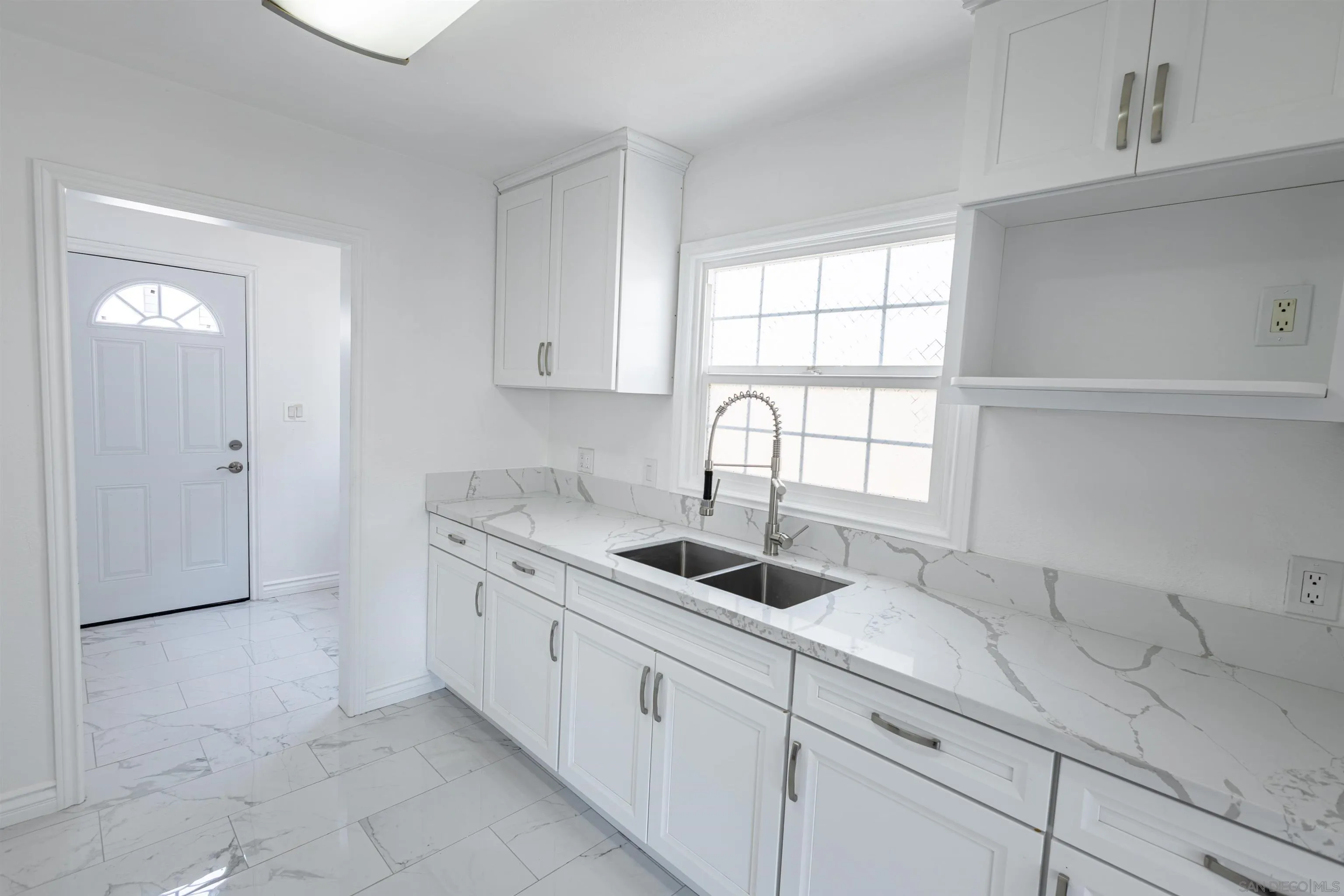 https://cdn.realtyfeed.com/cdn/127/260002649/56ebe27008f280bc2b08fce7f7ae86dd.webp