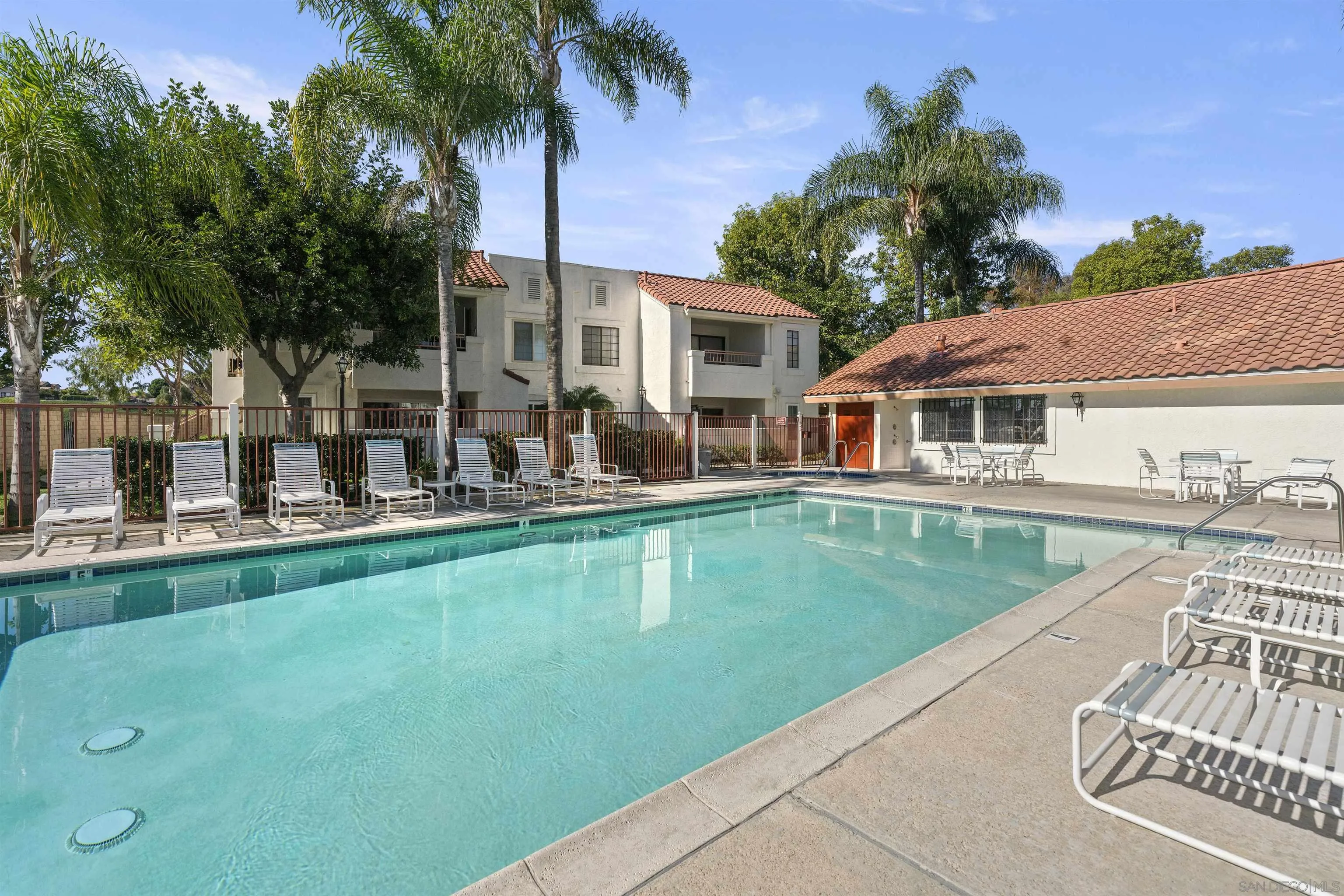 https://cdn.realtyfeed.com/cdn/127/260002651/10ababf198e26f98e277a0fb6c4d65e0.webp