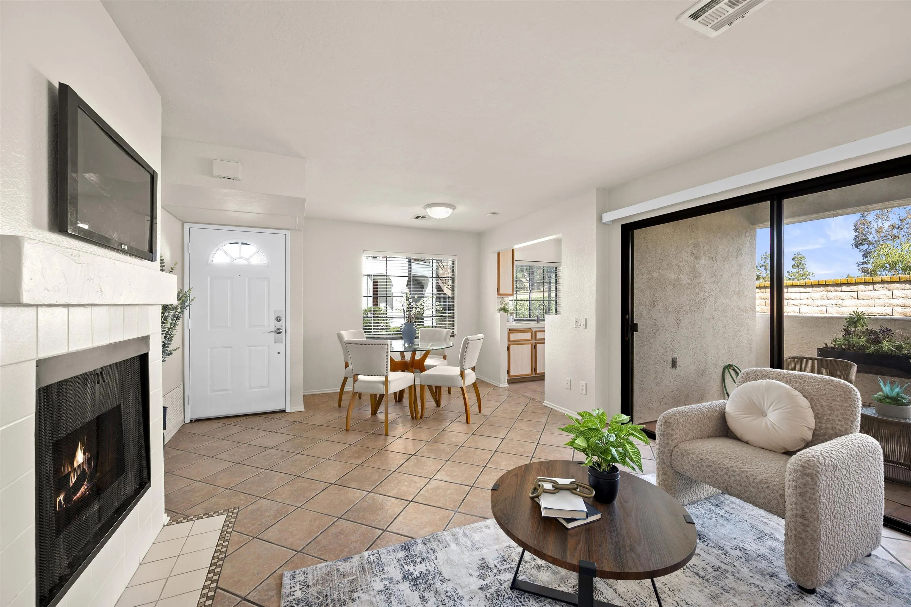 https://cdn.realtyfeed.com/cdn/127/260002651/56f42ce13837d9b82a068e4582785b94.webp
