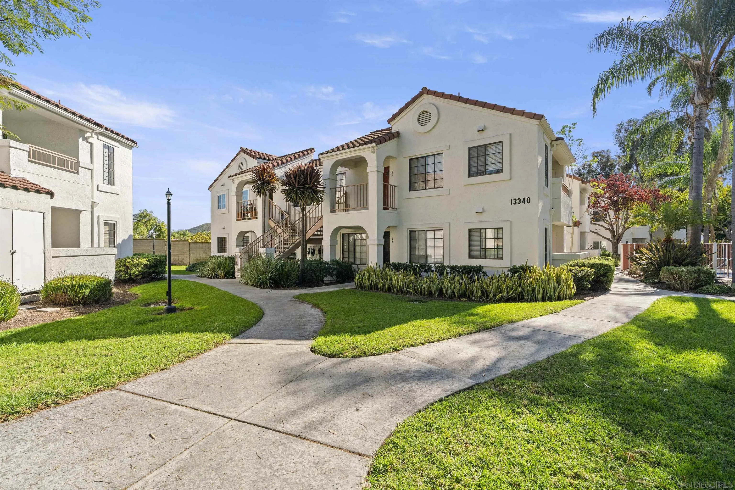 https://cdn.realtyfeed.com/cdn/127/260002651/a83b97cba30fc69805ee50df5f4b004a.webp