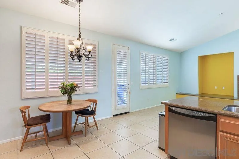 https://cdn.realtyfeed.com/cdn/127/260002672/383db172f881df551d8b873cc9d2b1fb.webp