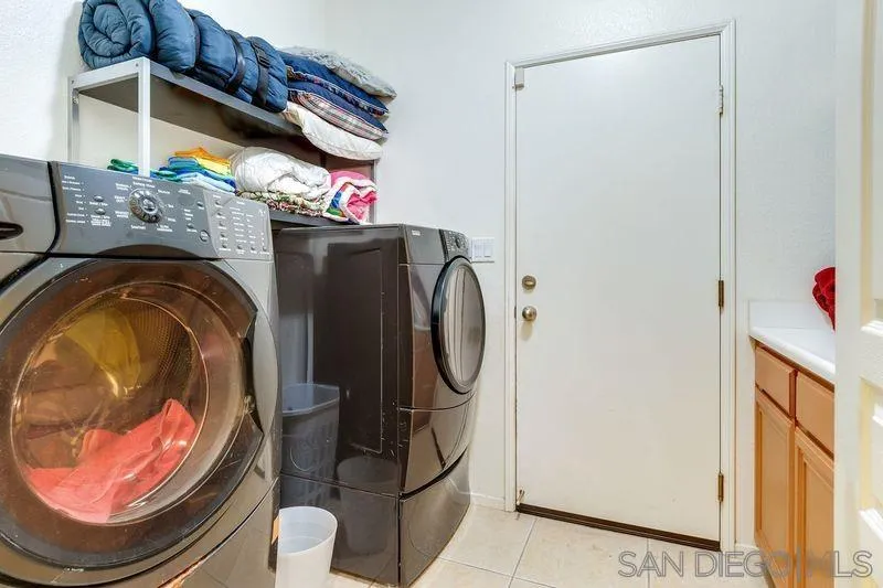 https://cdn.realtyfeed.com/cdn/127/260002672/b24cc932e1ce533ae534dc29e7dcc6ad.webp
