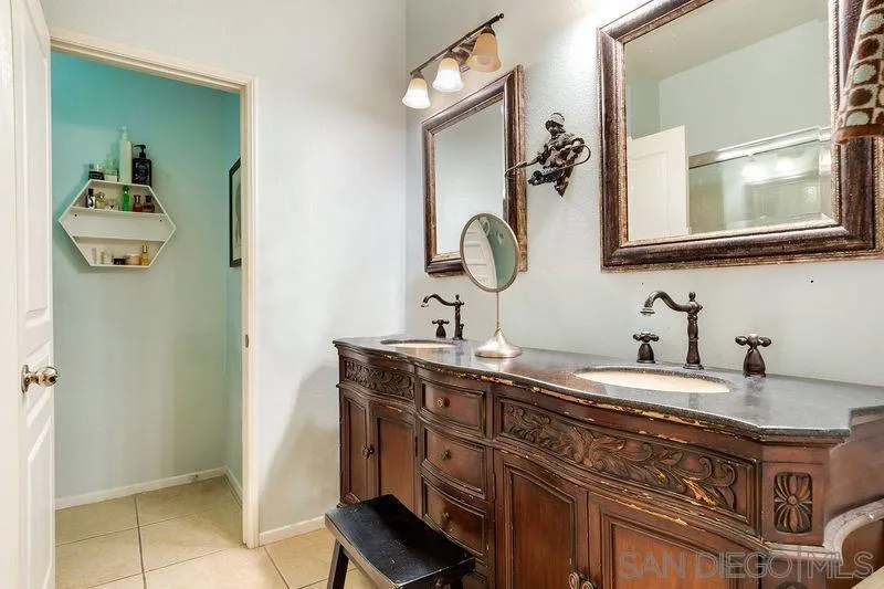 https://cdn.realtyfeed.com/cdn/127/260002672/efee66364868e8f09c9182369510801e.webp