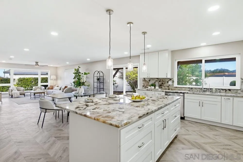 https://cdn.realtyfeed.com/cdn/127/260002673/14b25b9a6bdb80f3f556514178b8a395.webp