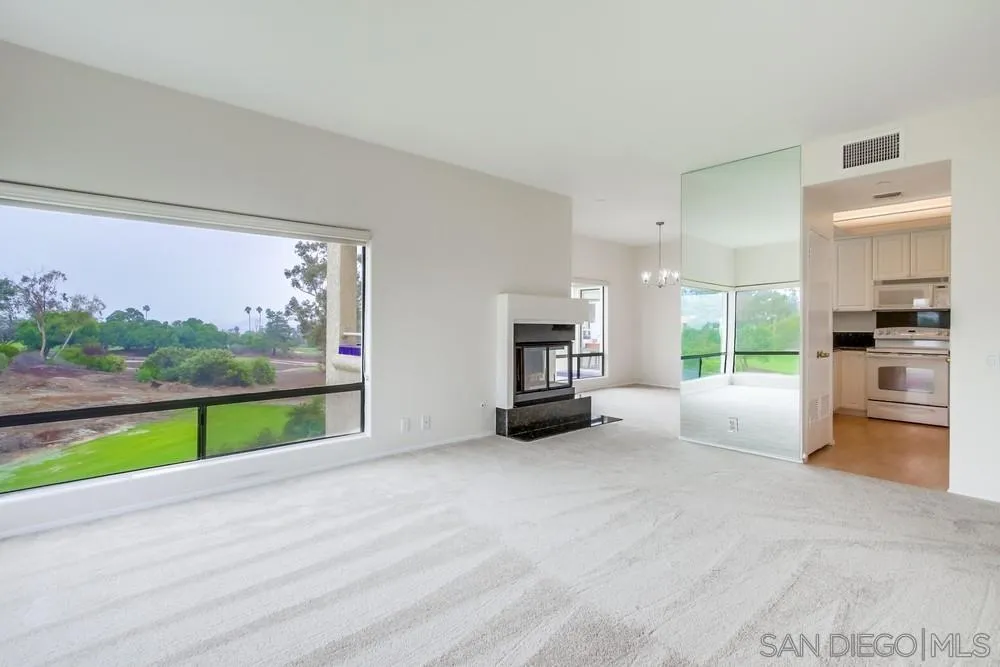 https://cdn.realtyfeed.com/cdn/127/260002675/cc6e23e7bcdcf5070779c5202c0e4376.webp