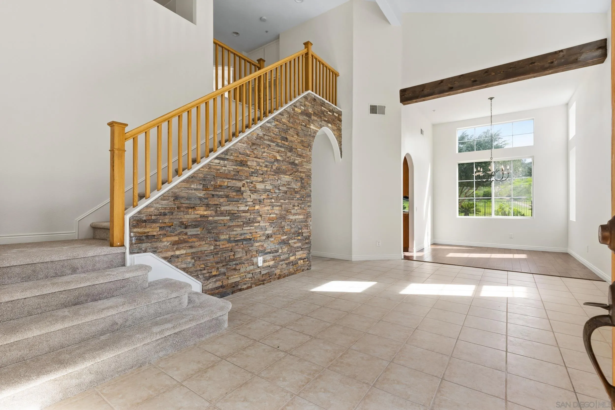 https://cdn.realtyfeed.com/cdn/127/260002676/2d37f29e5c4300b4c180782e7da6833c.webp