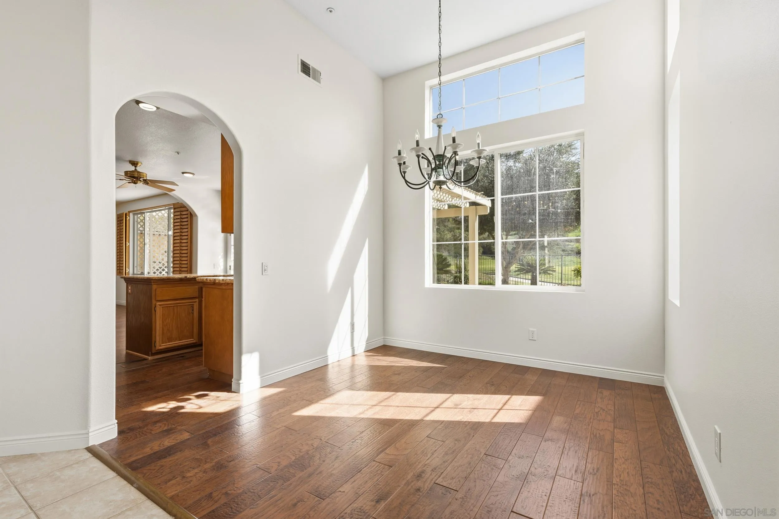 https://cdn.realtyfeed.com/cdn/127/260002676/5eb15a1048272aba62c3583c47e92ea0.webp