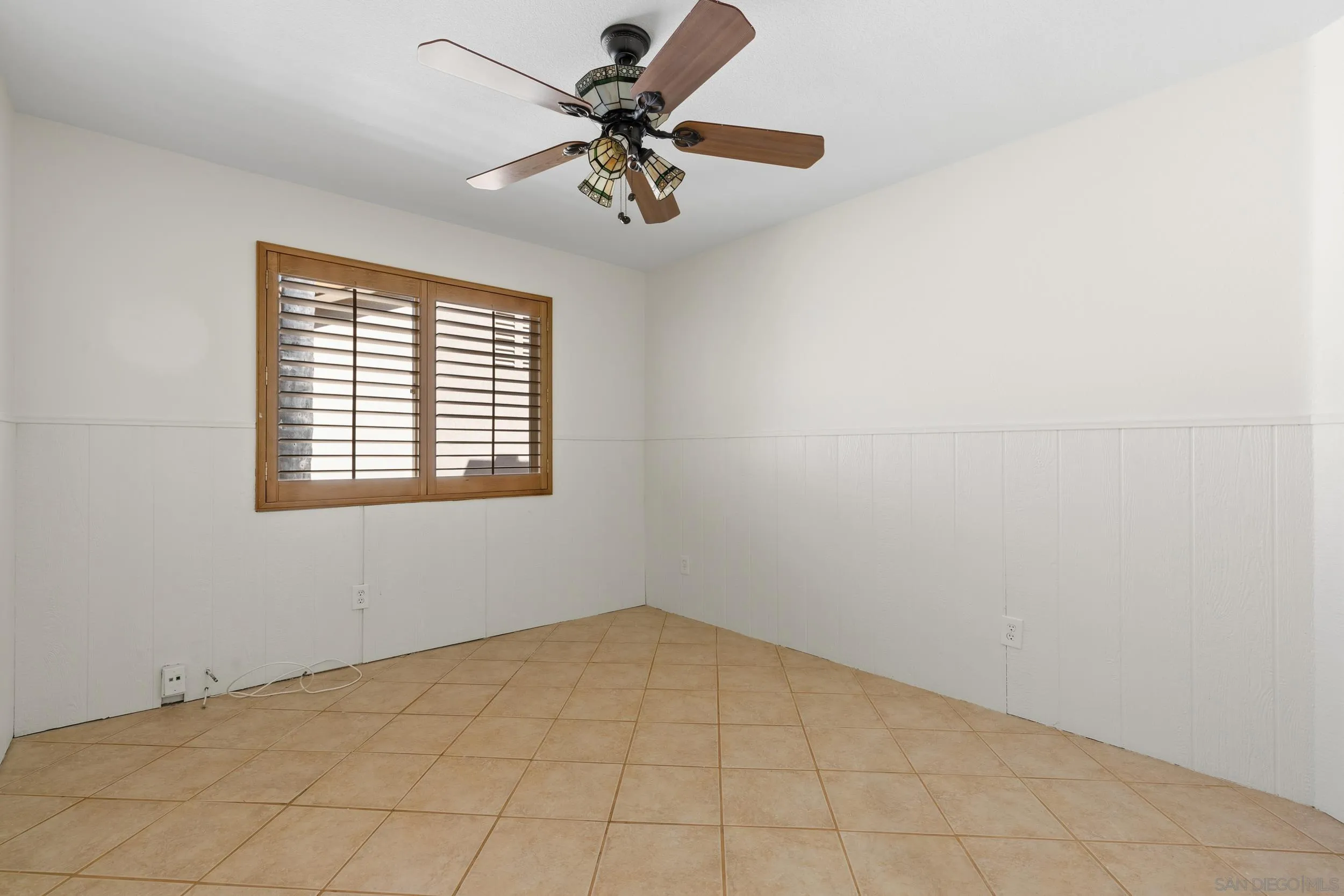 https://cdn.realtyfeed.com/cdn/127/260002676/9d879c55e51b6395f33cfe403f389265.webp