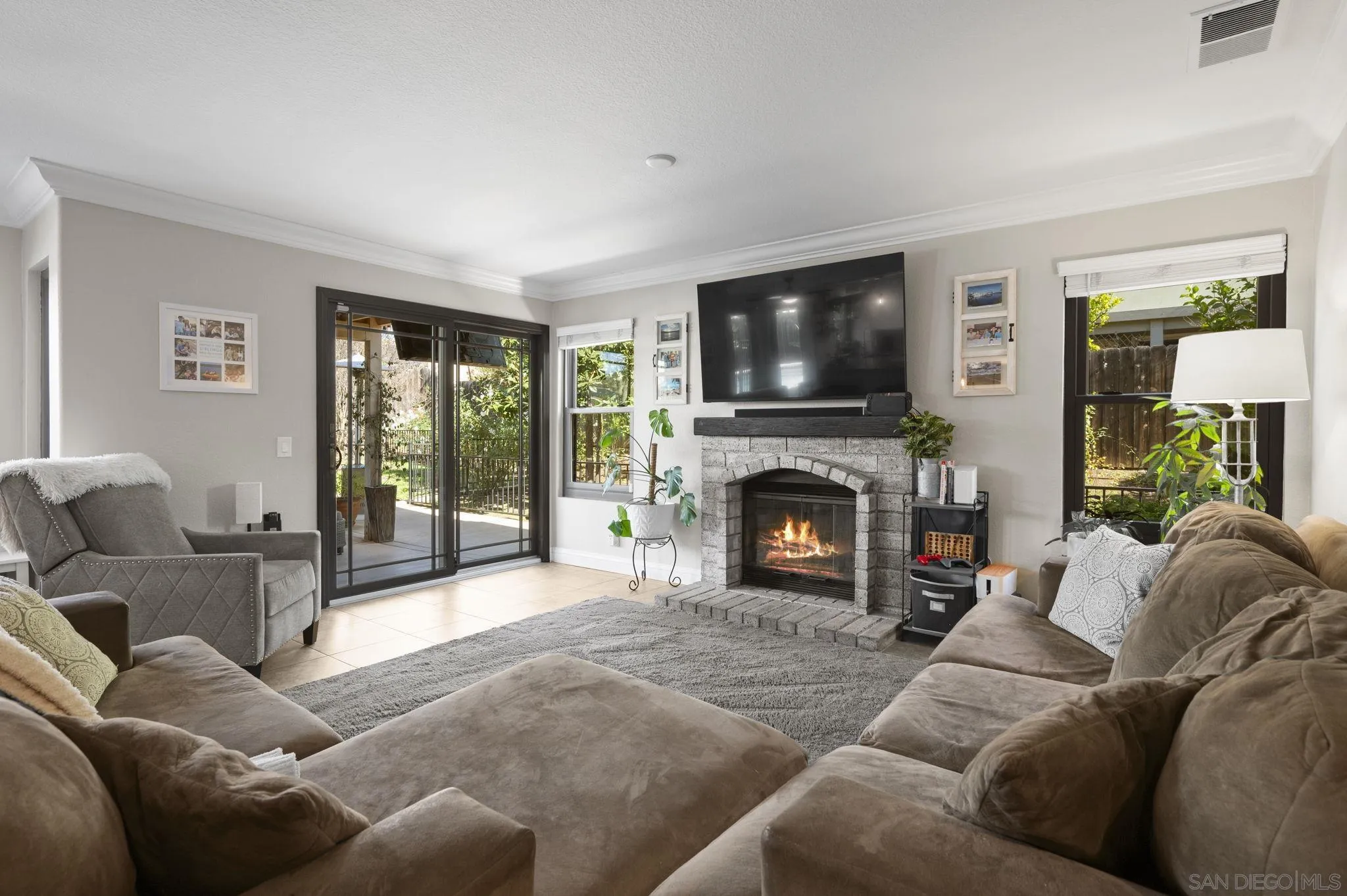https://cdn.realtyfeed.com/cdn/127/260002678/3c9e3c3821e8a3b3176f17265e19ae0f.webp