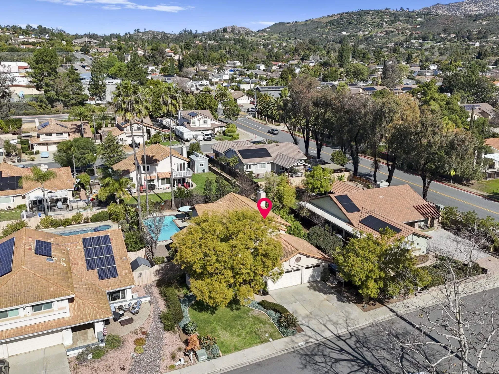 https://cdn.realtyfeed.com/cdn/127/260002678/78324f4668116e4628c31d233655be57.webp