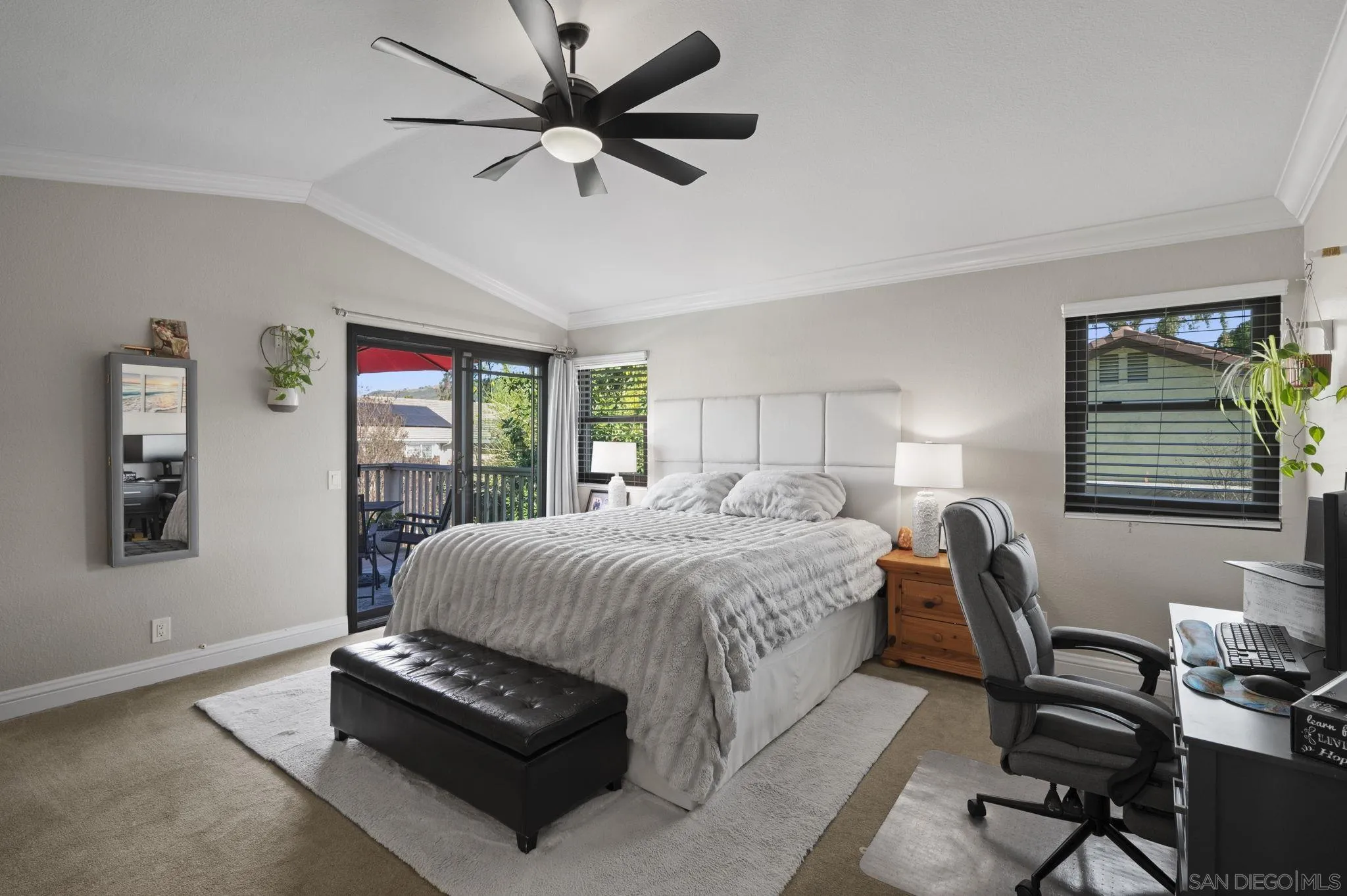 https://cdn.realtyfeed.com/cdn/127/260002678/8ae1b5832fd3672e1d3b80ba925fe415.webp