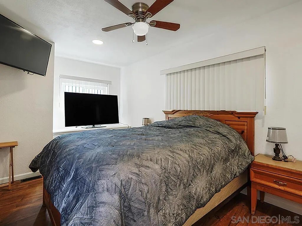 https://cdn.realtyfeed.com/cdn/127/260002682/5f6a2b9756eb87757a73f08c38c2ad53.webp