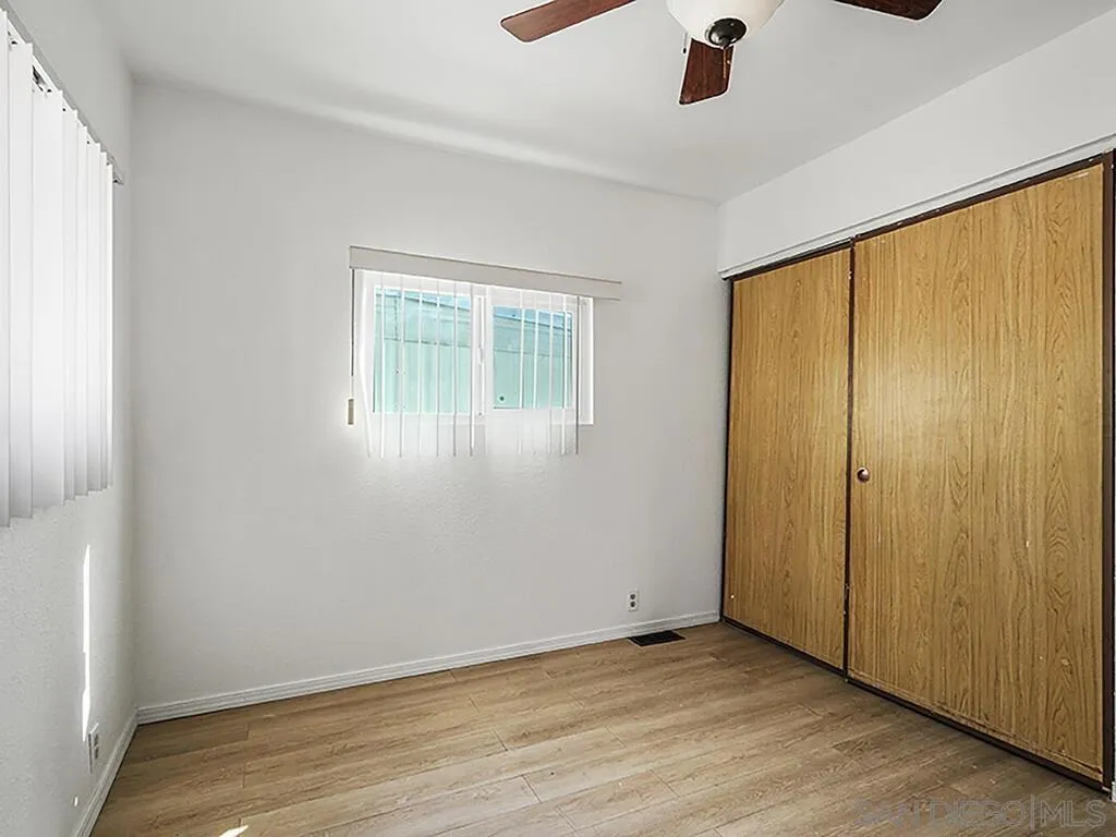 https://cdn.realtyfeed.com/cdn/127/260002682/91175f0baa7ab4483c9f483291325c57.webp