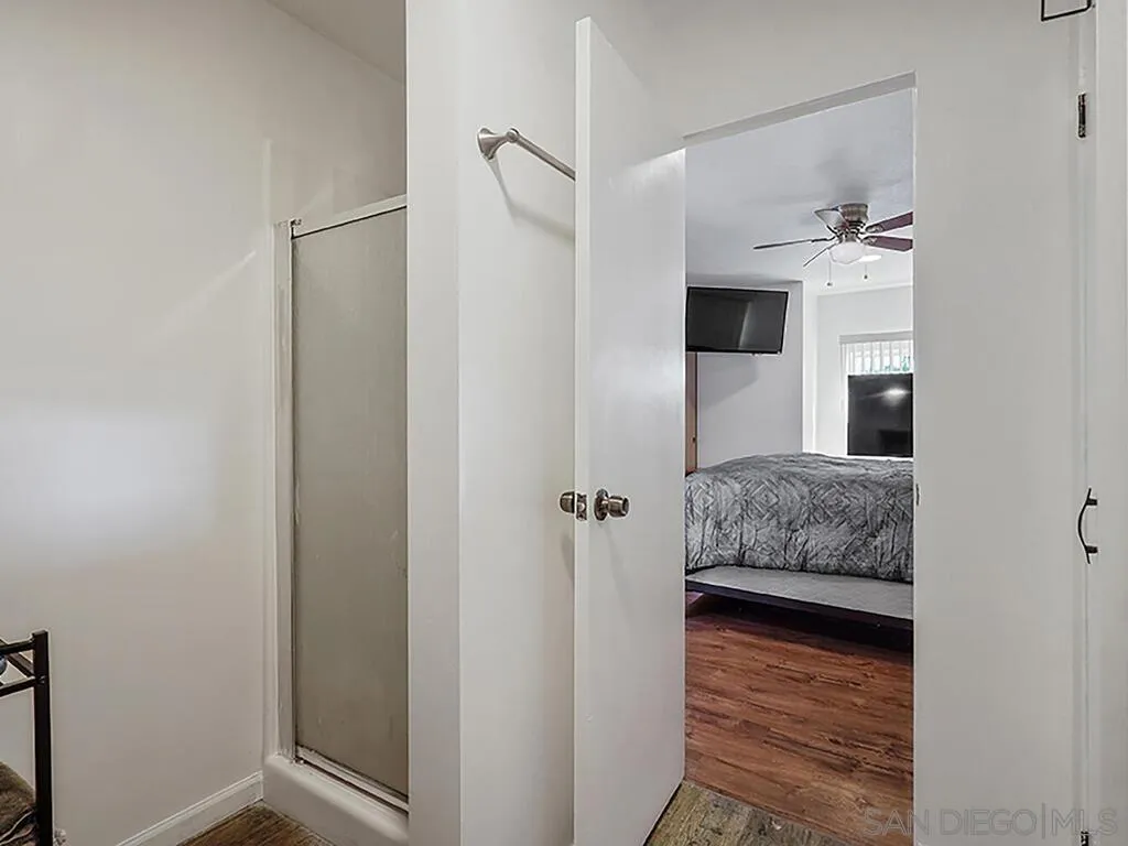 https://cdn.realtyfeed.com/cdn/127/260002682/9840f4812047f873d21a868171302a67.webp