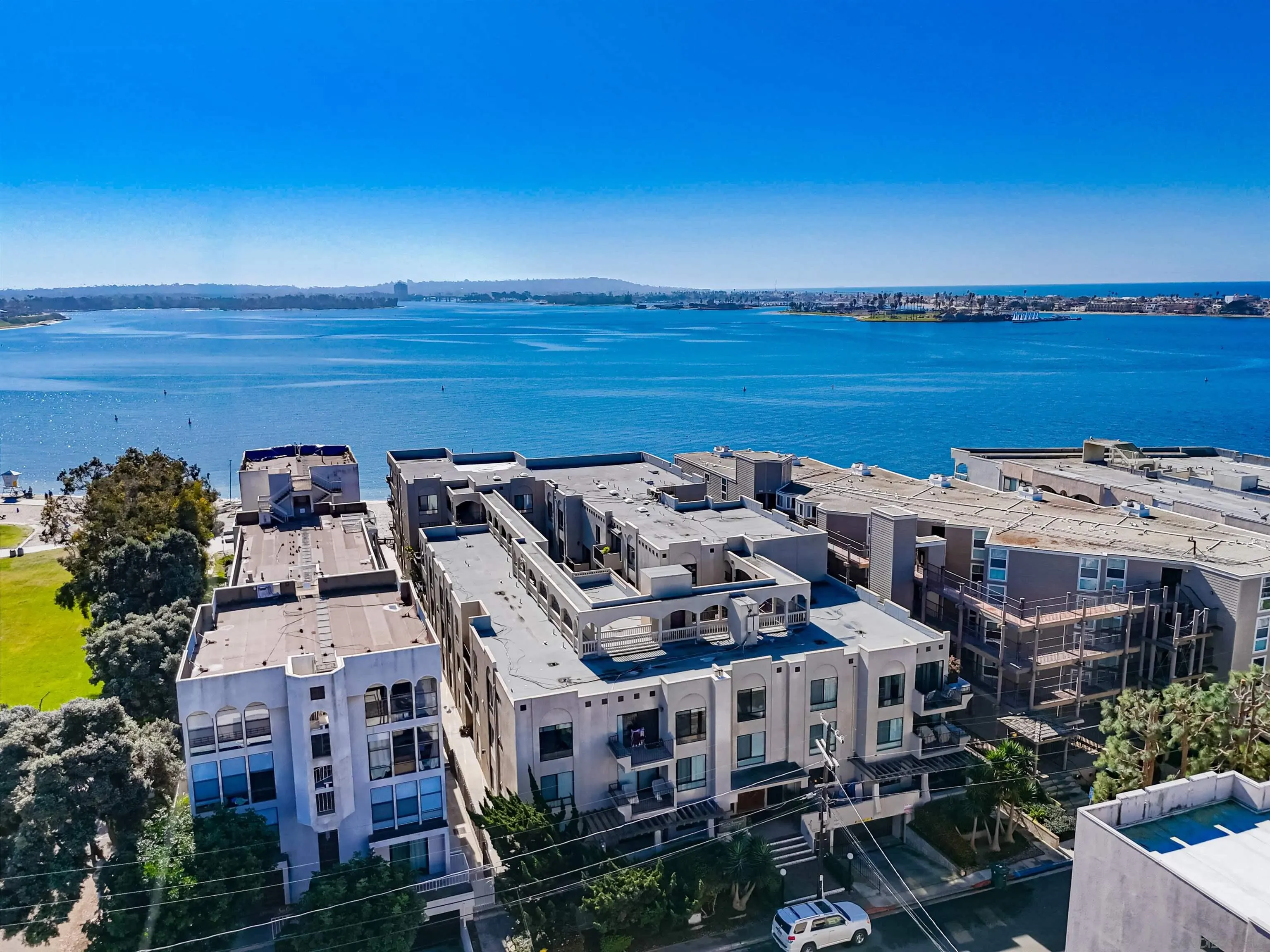 https://cdn.realtyfeed.com/cdn/127/260002691/177ce3b440584c3919cd9317f6a8e647.webp