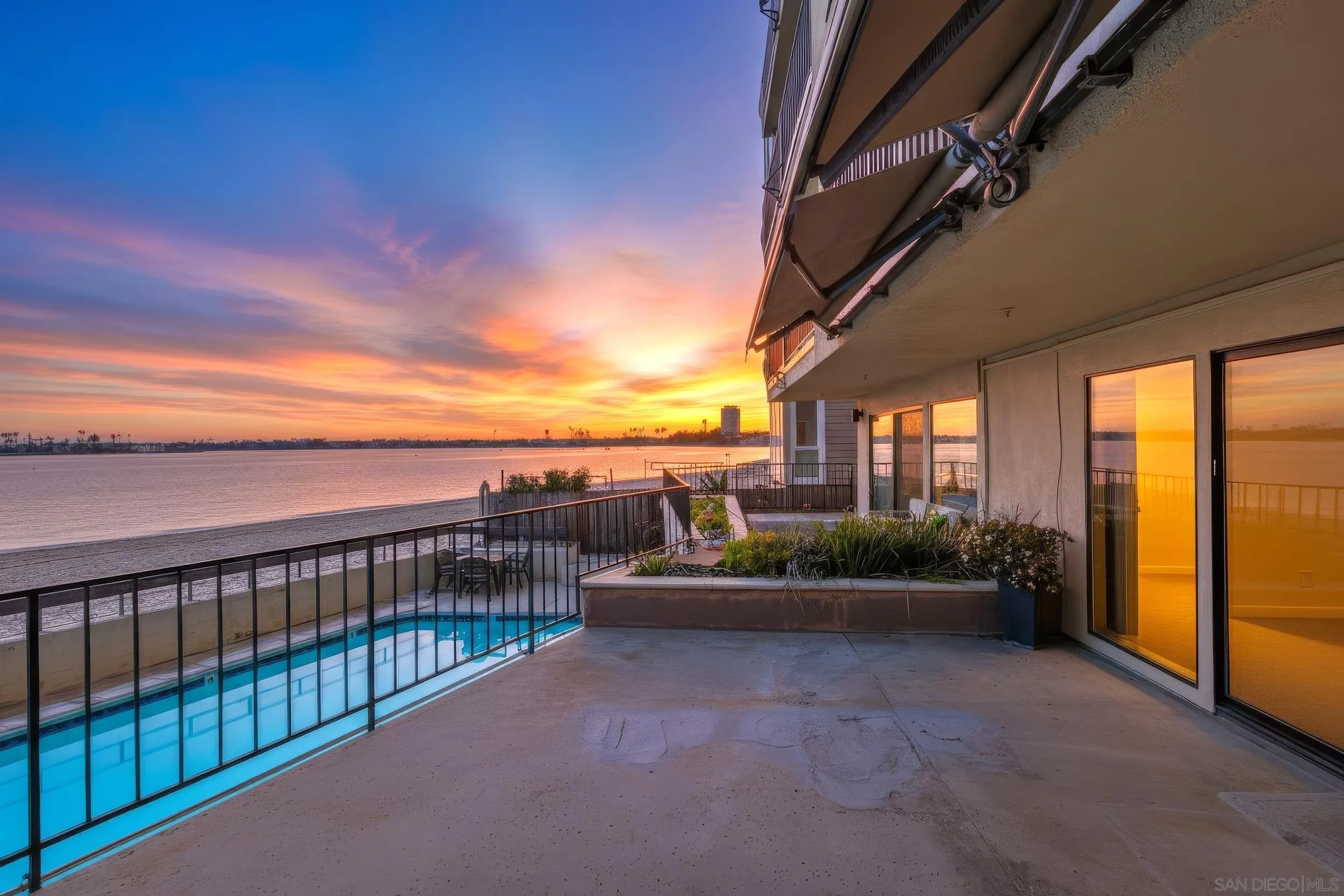 https://cdn.realtyfeed.com/cdn/127/260002691/9162593b6e5f23a0c7534924b9bf4fb8.webp
