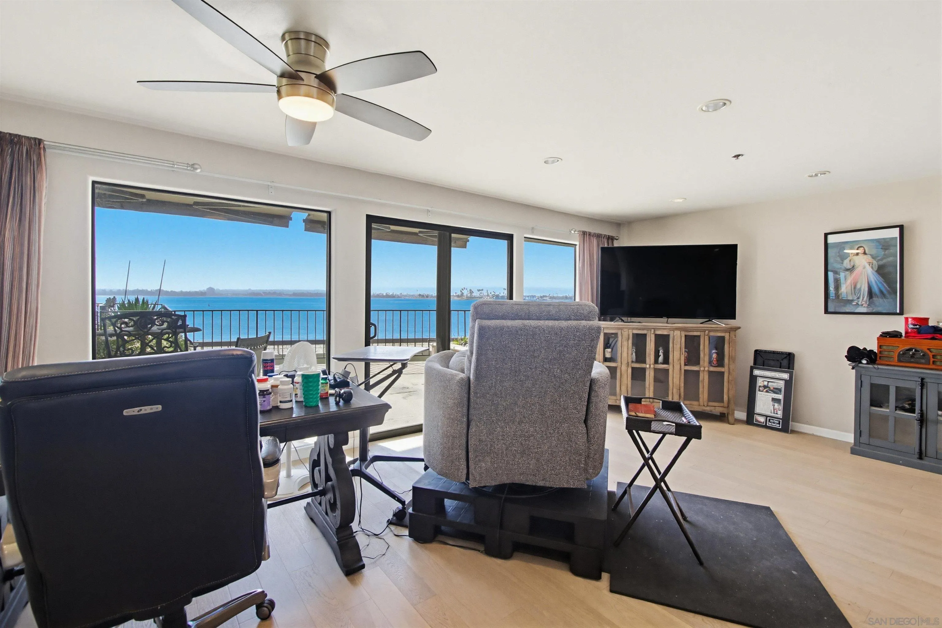 https://cdn.realtyfeed.com/cdn/127/260002691/944172e7bbe539429ee68e699c9d2e0a.webp