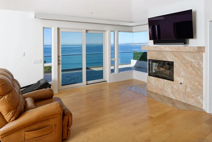 7825 PROSPECT PL, LA JOLLA, CA 92037  Photo 18
