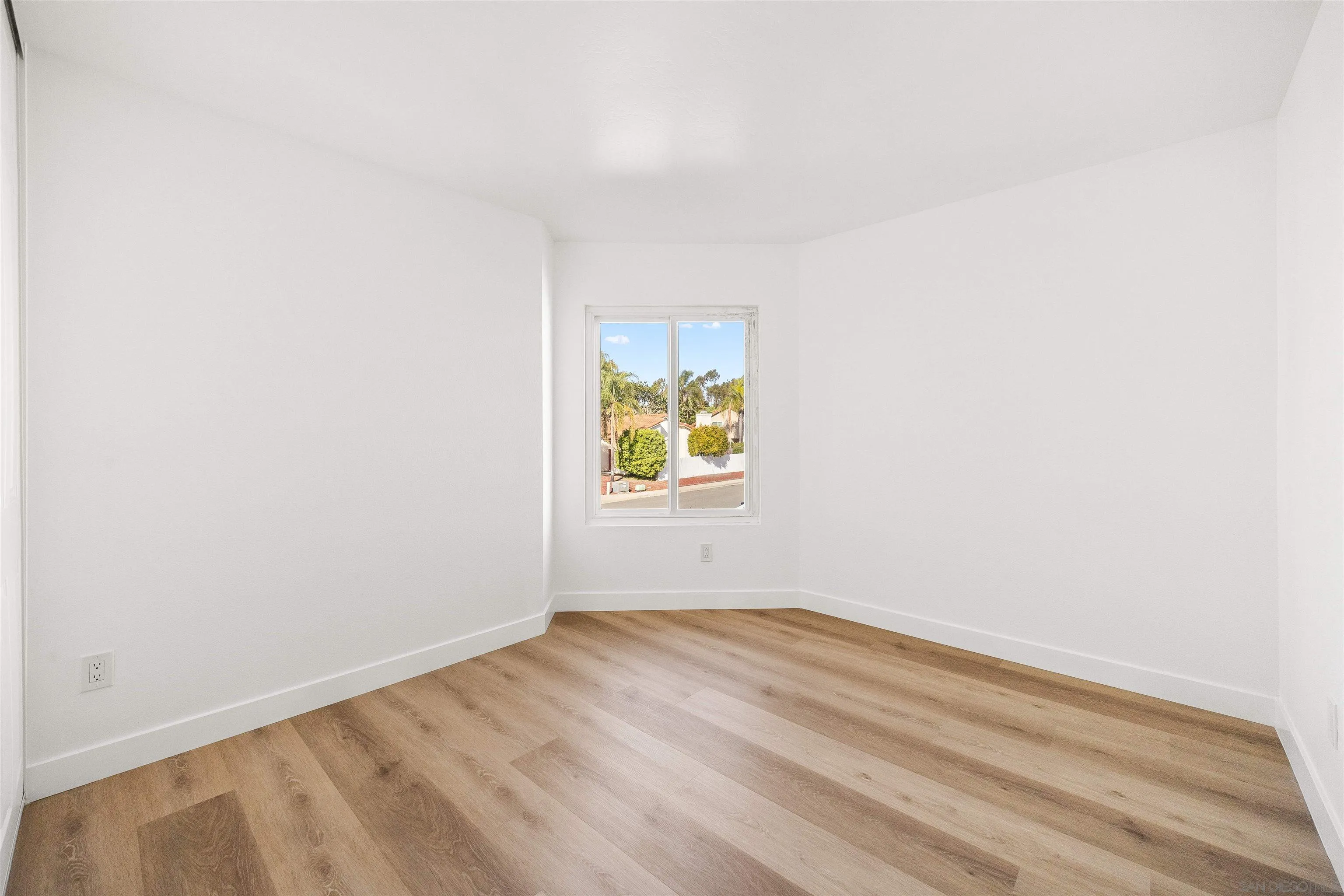 Photo #43: 260002694 Listing: Photo #43