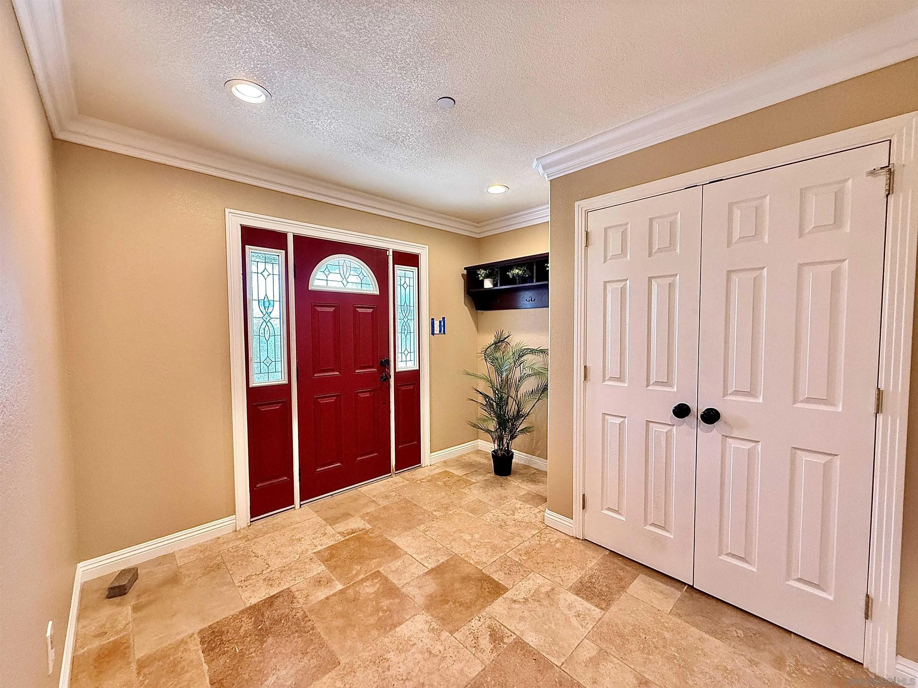 https://cdn.realtyfeed.com/cdn/127/260002695/e9d70e63e675441672c185460af08efa.webp