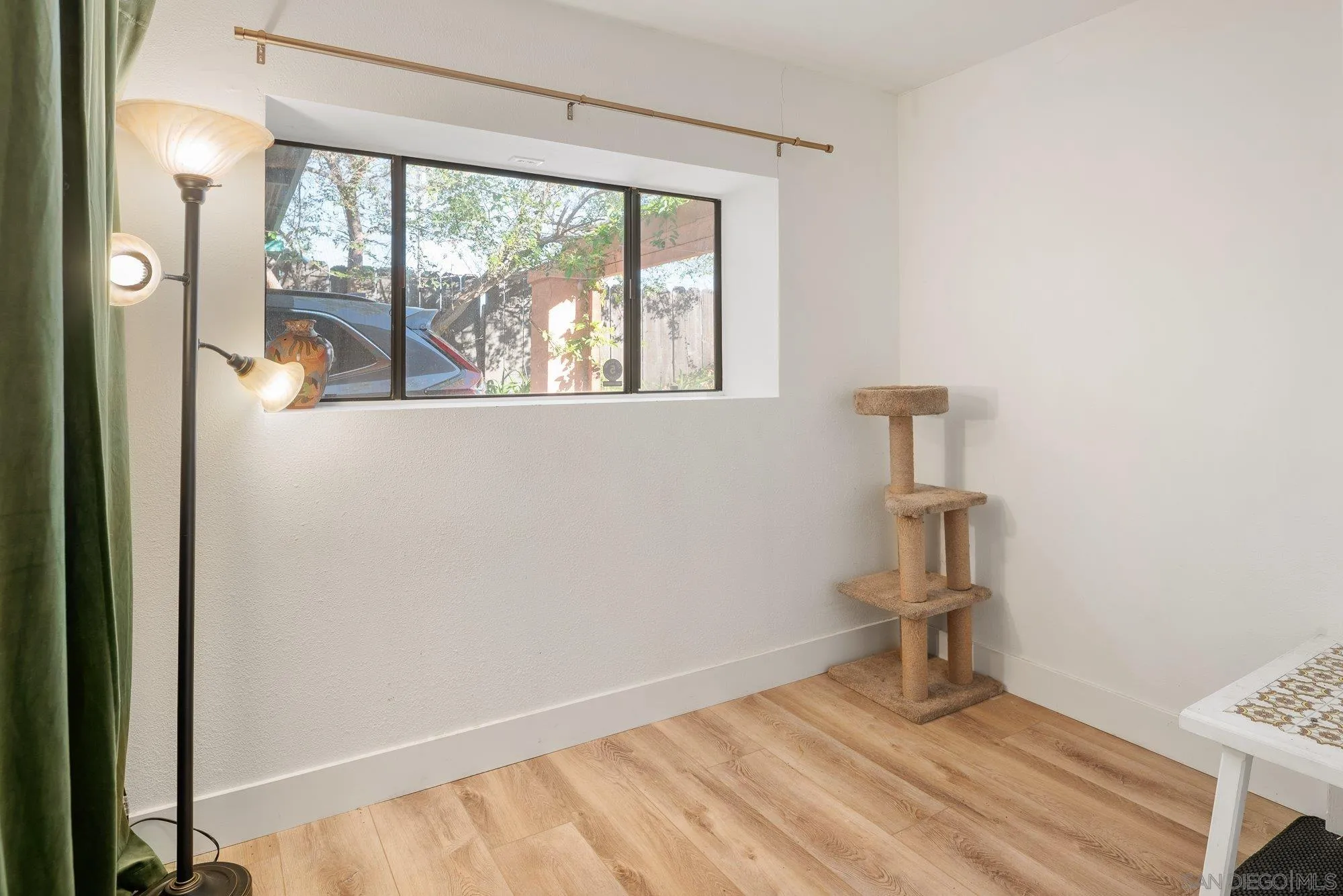https://cdn.realtyfeed.com/cdn/127/260002696/19e7f1853be94be82da477fb779e4cad.webp