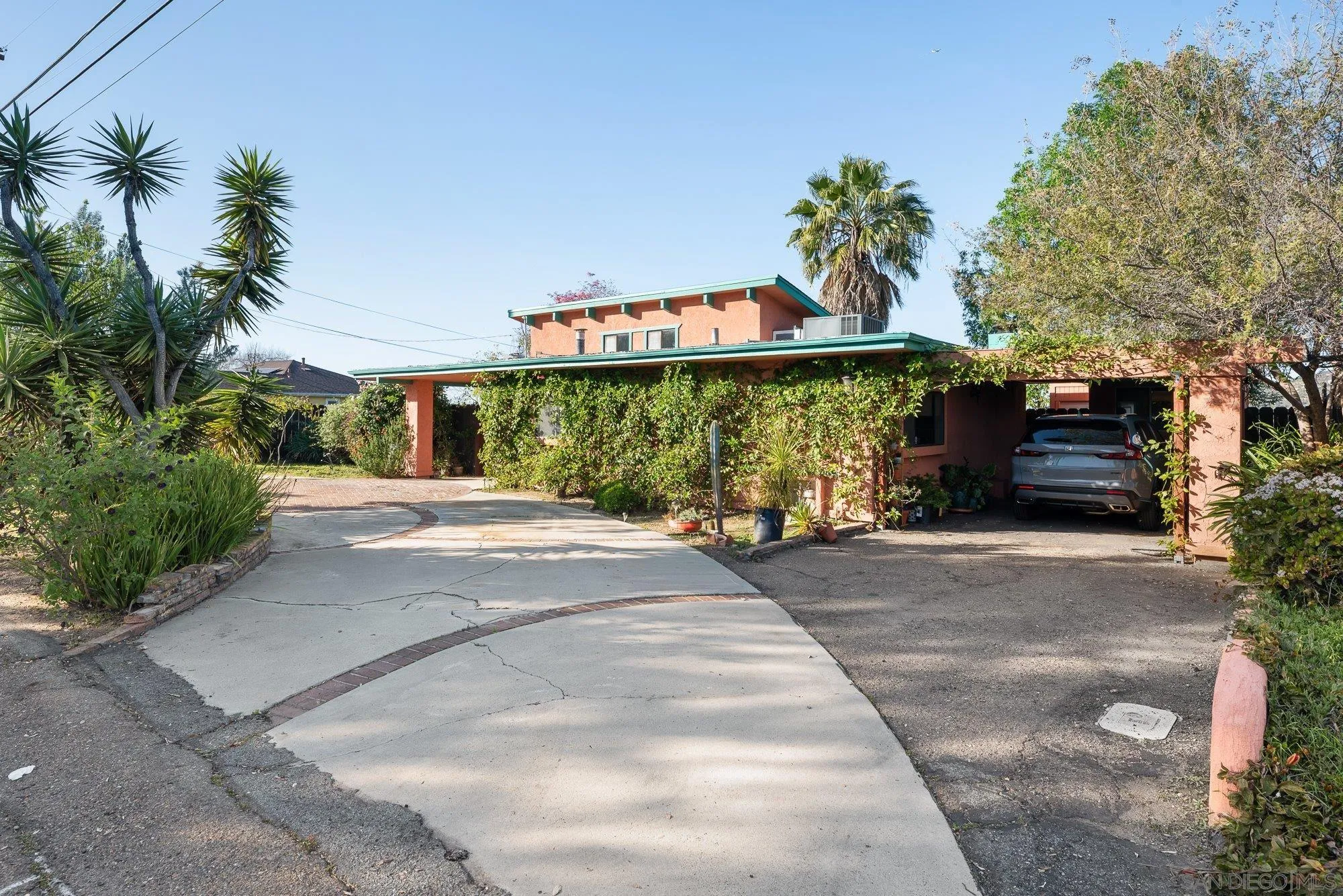 https://cdn.realtyfeed.com/cdn/127/260002696/30be92413edd54cf4ecbe74849905495.webp