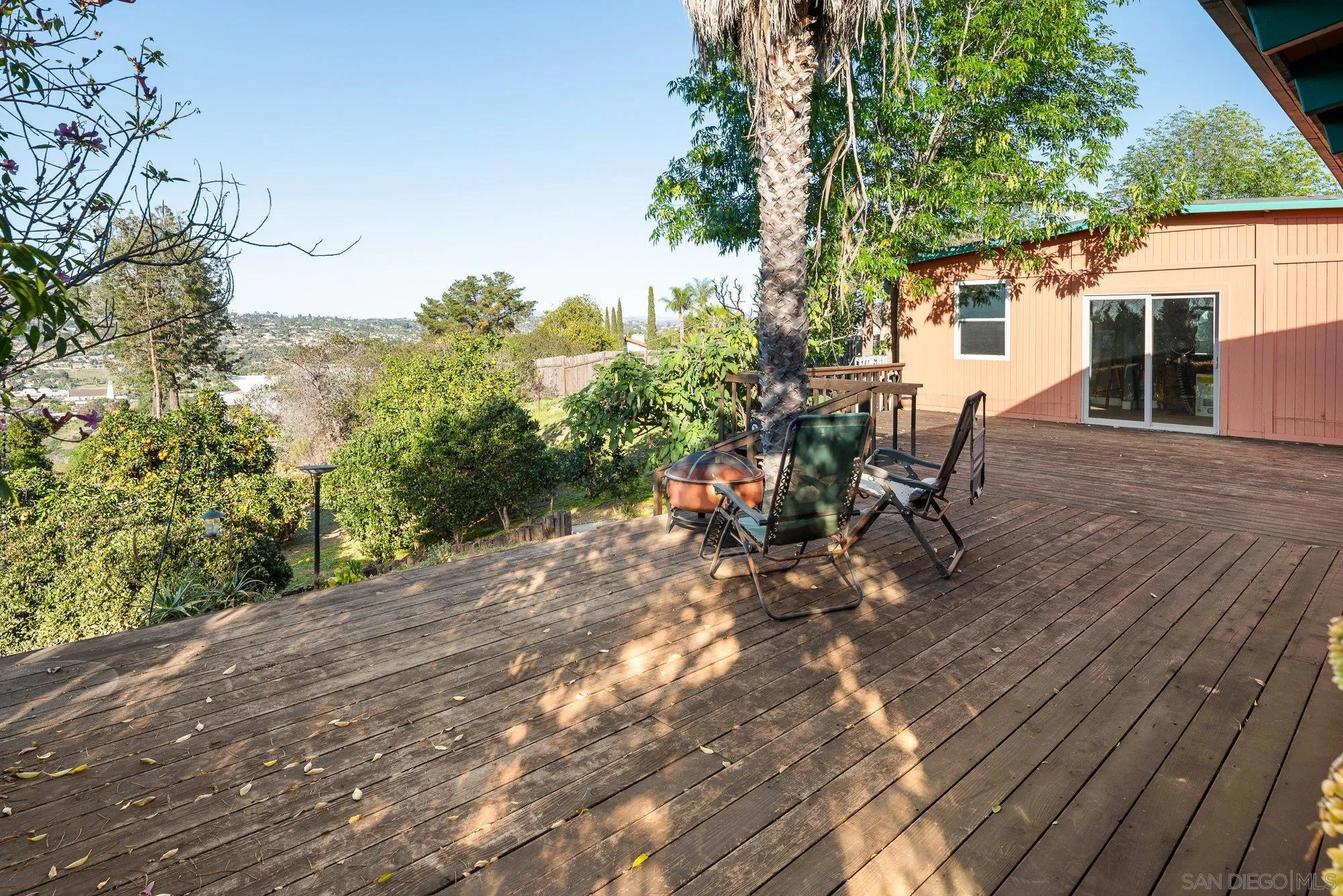 https://cdn.realtyfeed.com/cdn/127/260002696/c2eac866998153efae7bc1173c5127f6.webp