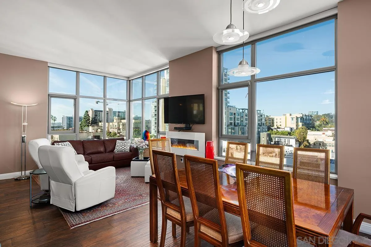 https://cdn.realtyfeed.com/cdn/127/260002698/13613646e5dd626fe99b25aa92c1a734.webp