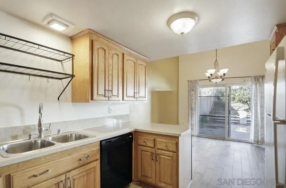 Photo #14: 260002699 Listing: Photo #14
