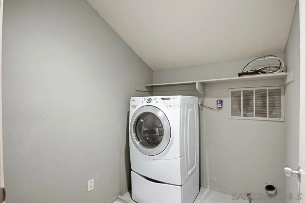 Photo #27: 260002699 Listing: Photo #27