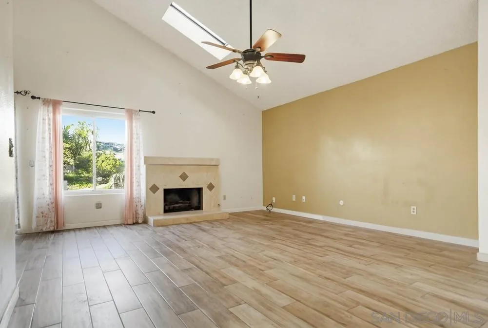 Photo #8: 260002699 Listing: Photo #8
