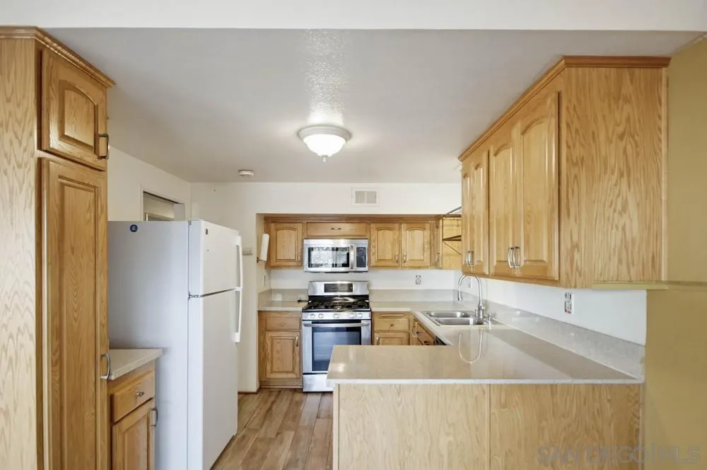 Photo #10: 260002699 Listing: Photo #10