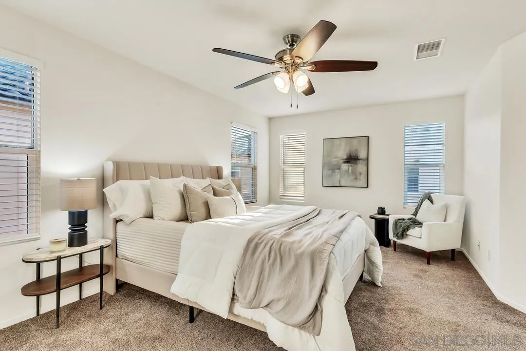 https://cdn.realtyfeed.com/cdn/127/260002703/586a1534f7af8027d25853f0834cecd6.webp