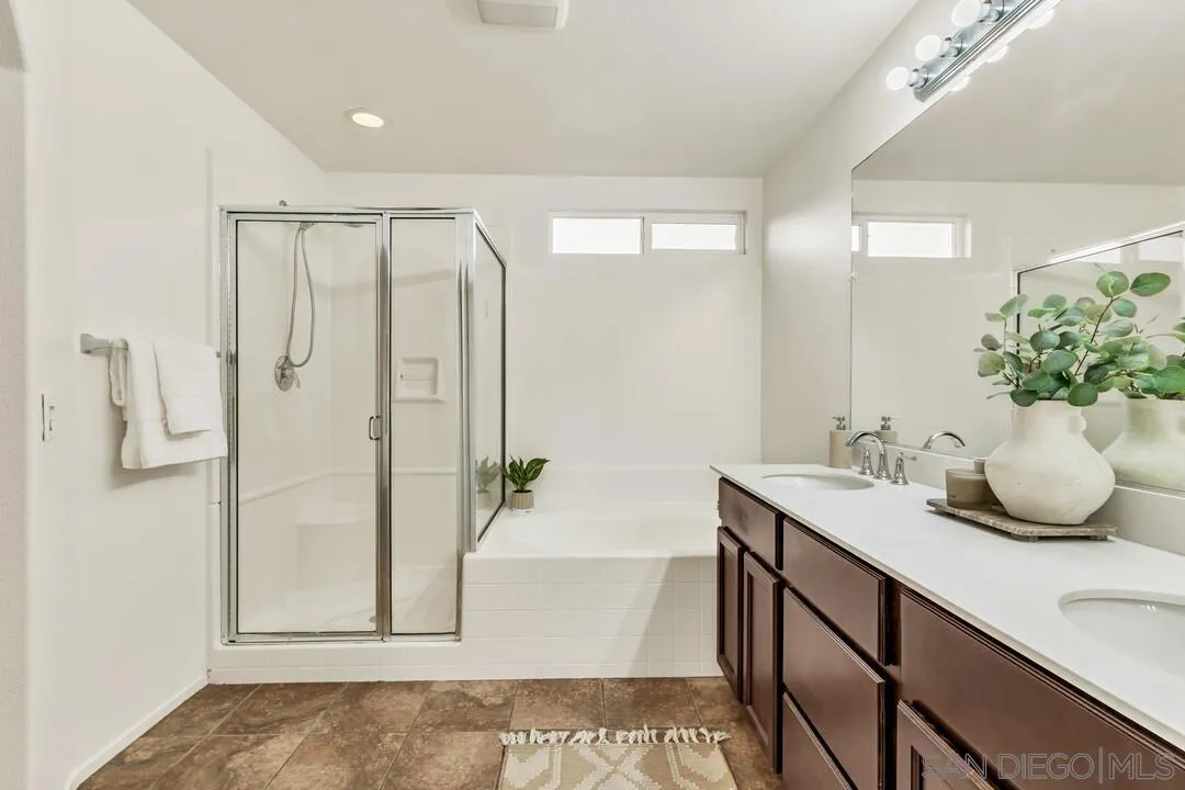 https://cdn.realtyfeed.com/cdn/127/260002703/69c7ac8163878b6bd19e1fa1a6dbb84a.webp