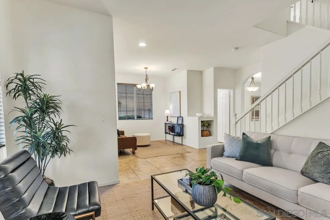 https://cdn.realtyfeed.com/cdn/127/260002703/c3e6c876430cb009519c3c69fa6917d0.webp