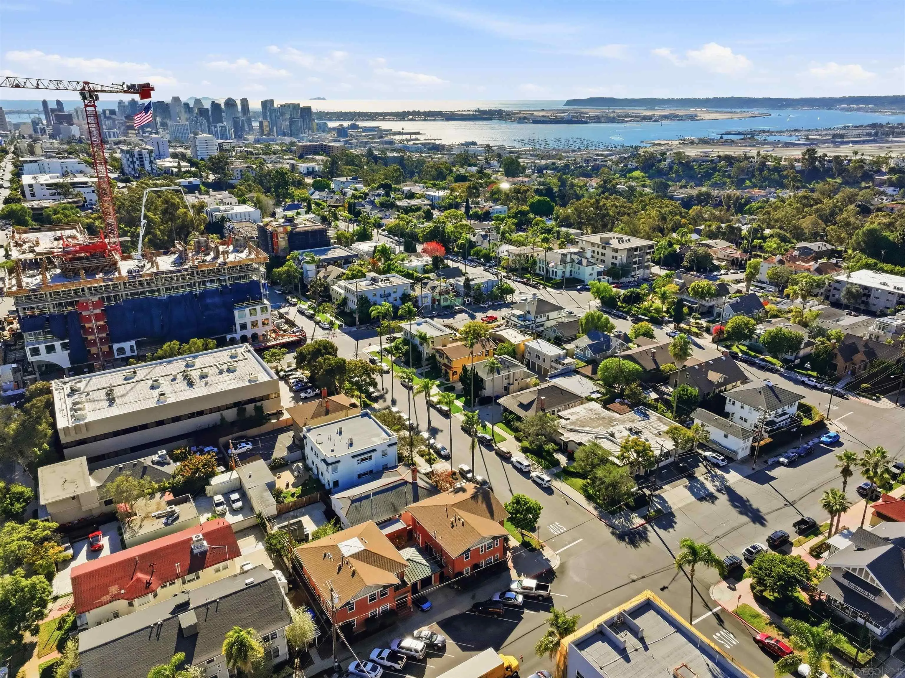 https://cdn.realtyfeed.com/cdn/127/260002704/a7b90e478252e6f22e1563ffc3f2ba80.webp