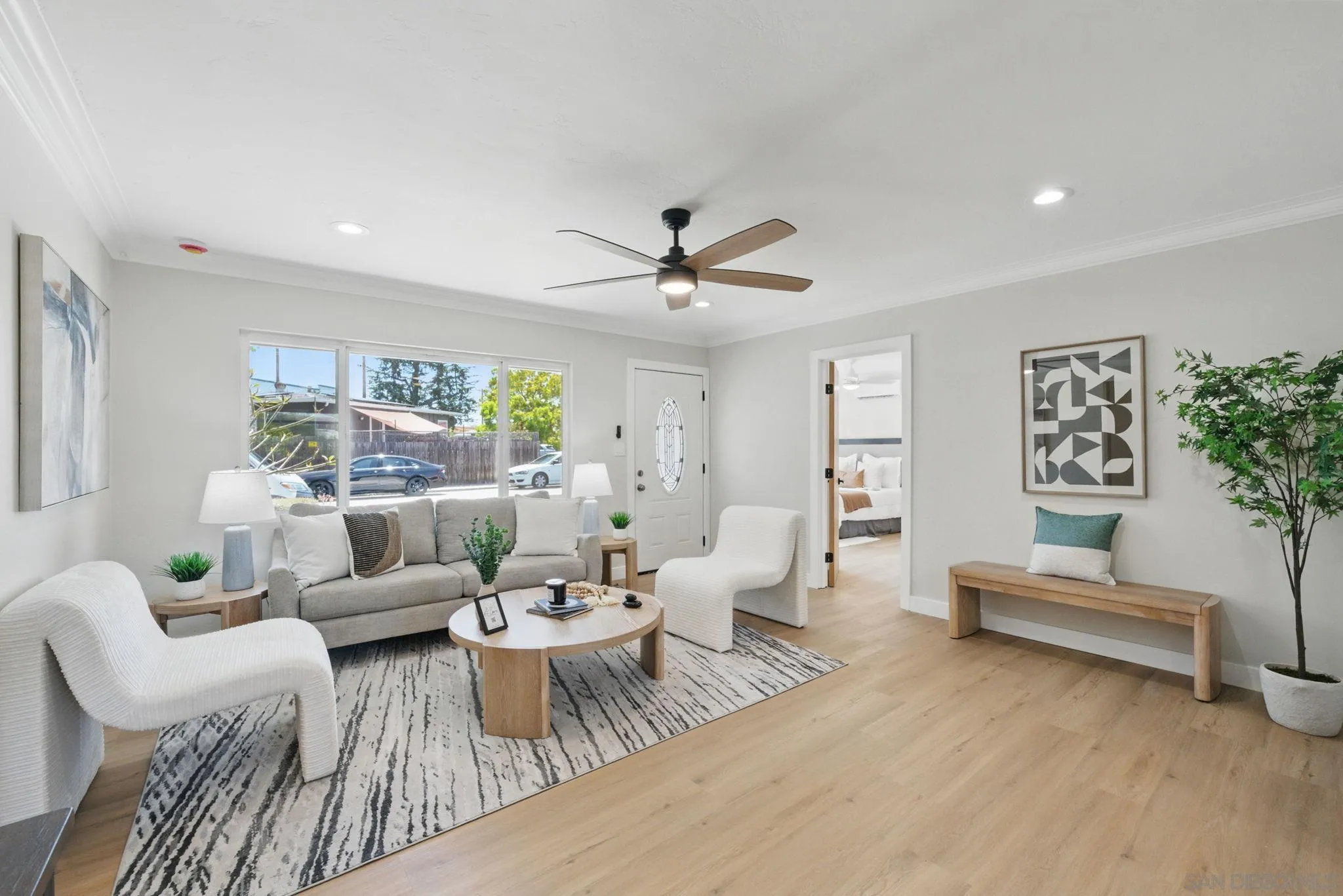 https://cdn.realtyfeed.com/cdn/127/260002706/6ca2f1391e07065ae96b718e3bbb6b21.webp
