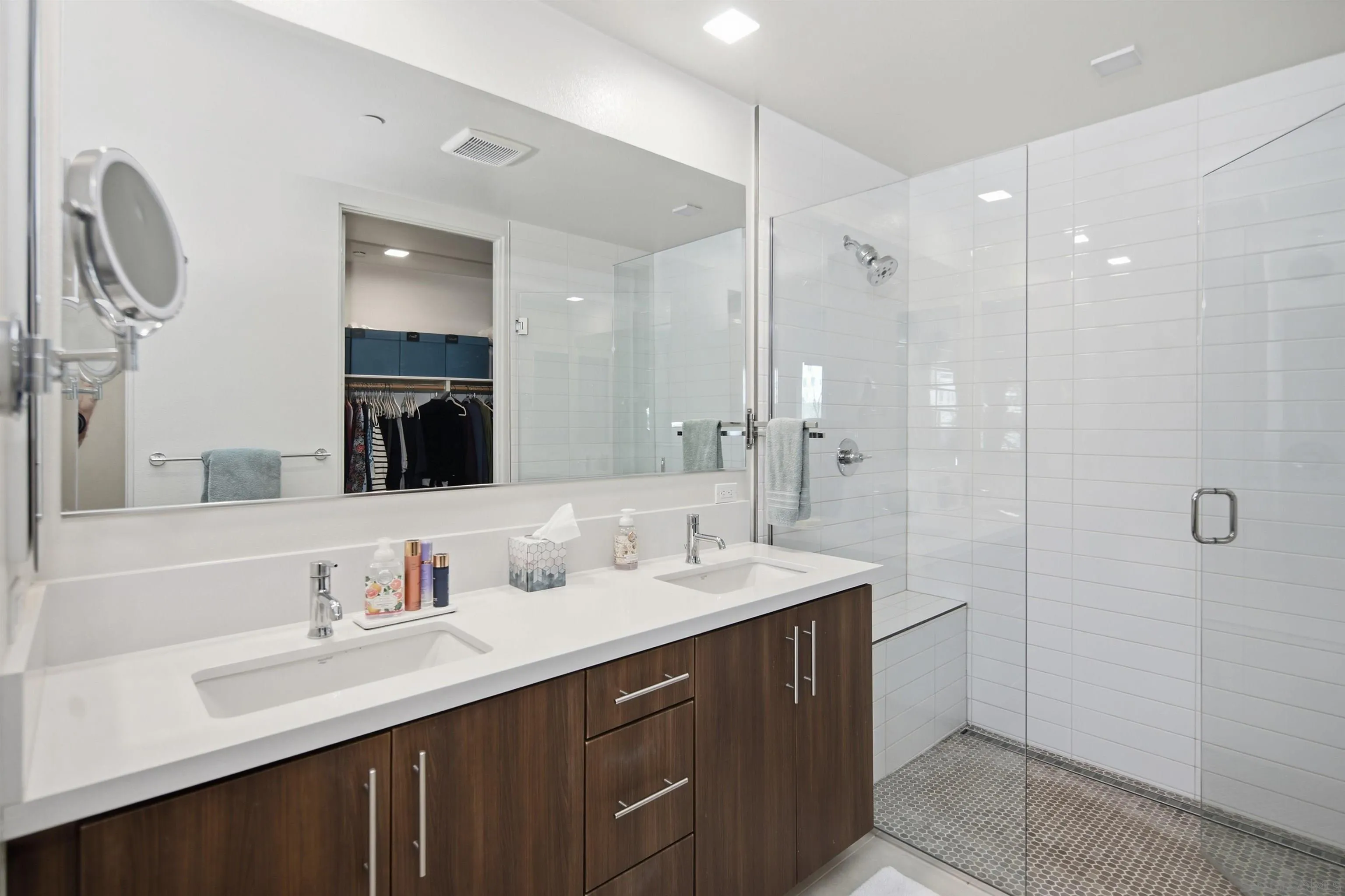 Photo #16: 260002708 Listing: Photo #16