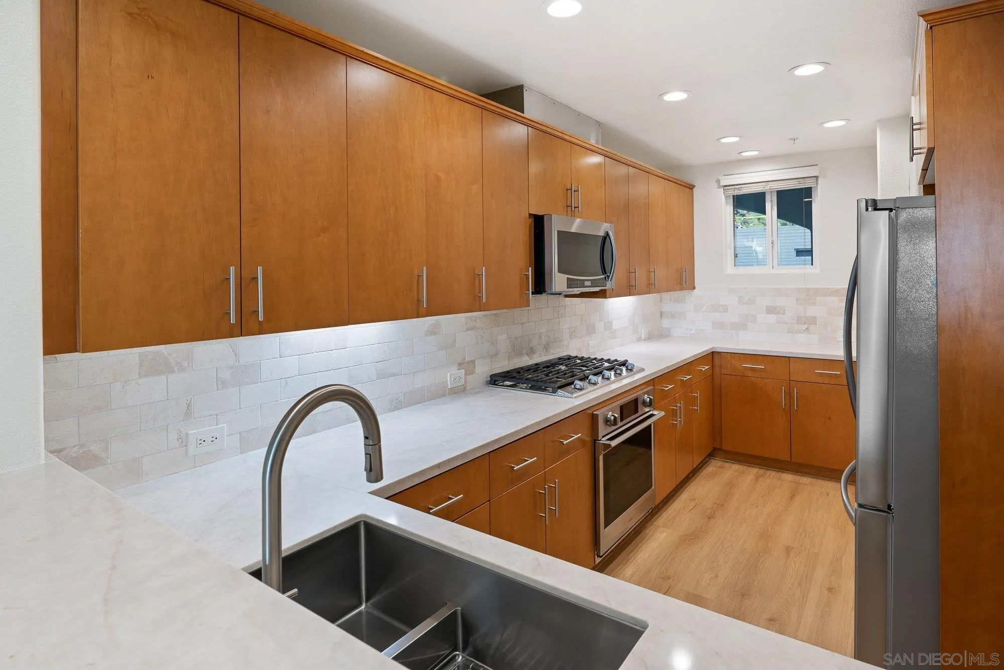 Photo #16: 260002713 Listing: Photo #16