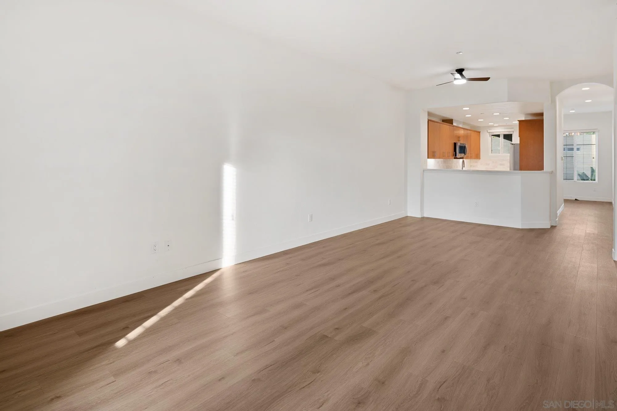 Photo #11: 260002713 Listing: Photo #11