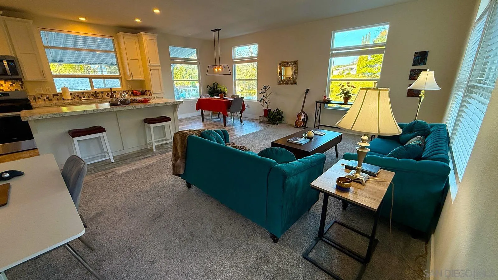 https://cdn.realtyfeed.com/cdn/127/260002714/5cc35f1813521f9895a6dc836e7945a7.webp