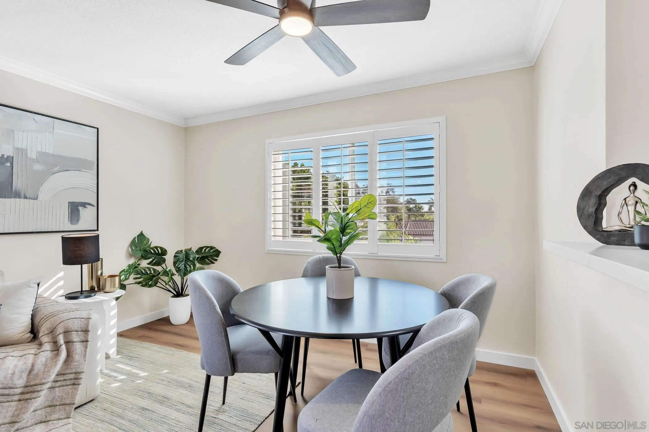 https://cdn.realtyfeed.com/cdn/127/260002716/6431dd9a3cac6a7fb361f8dfc7ce1842.webp