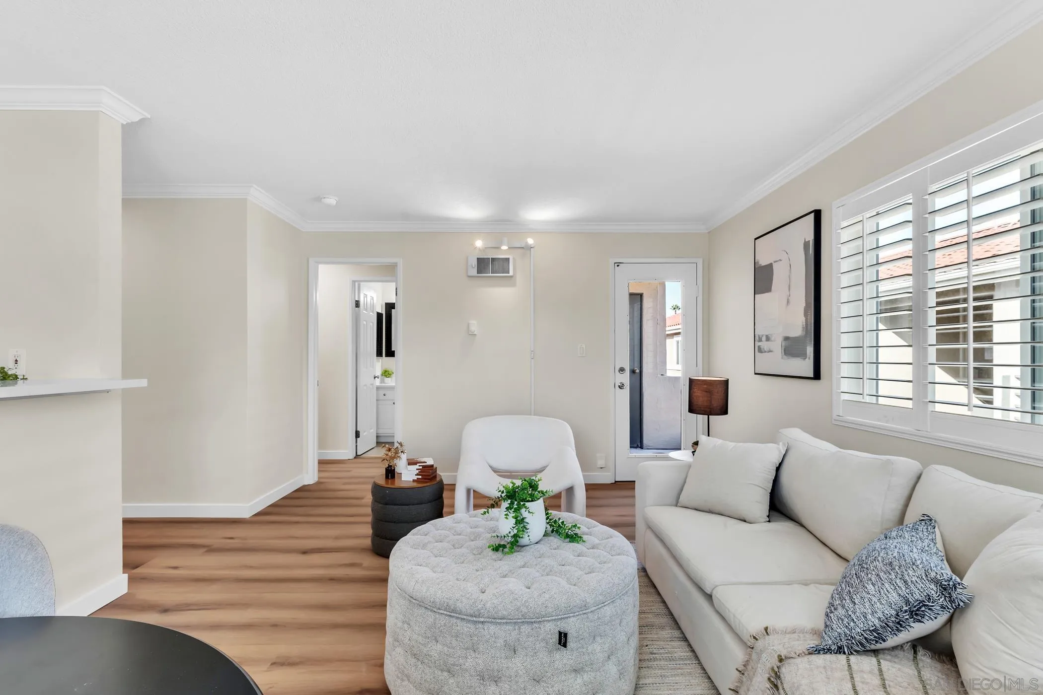 https://cdn.realtyfeed.com/cdn/127/260002716/a06e5ab3038ee261aad8f7887792172f.webp