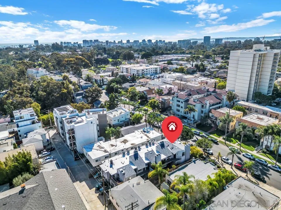 https://cdn.realtyfeed.com/cdn/127/260002719/4d8ddc58500bc04b00cddc04cf9769d5.webp