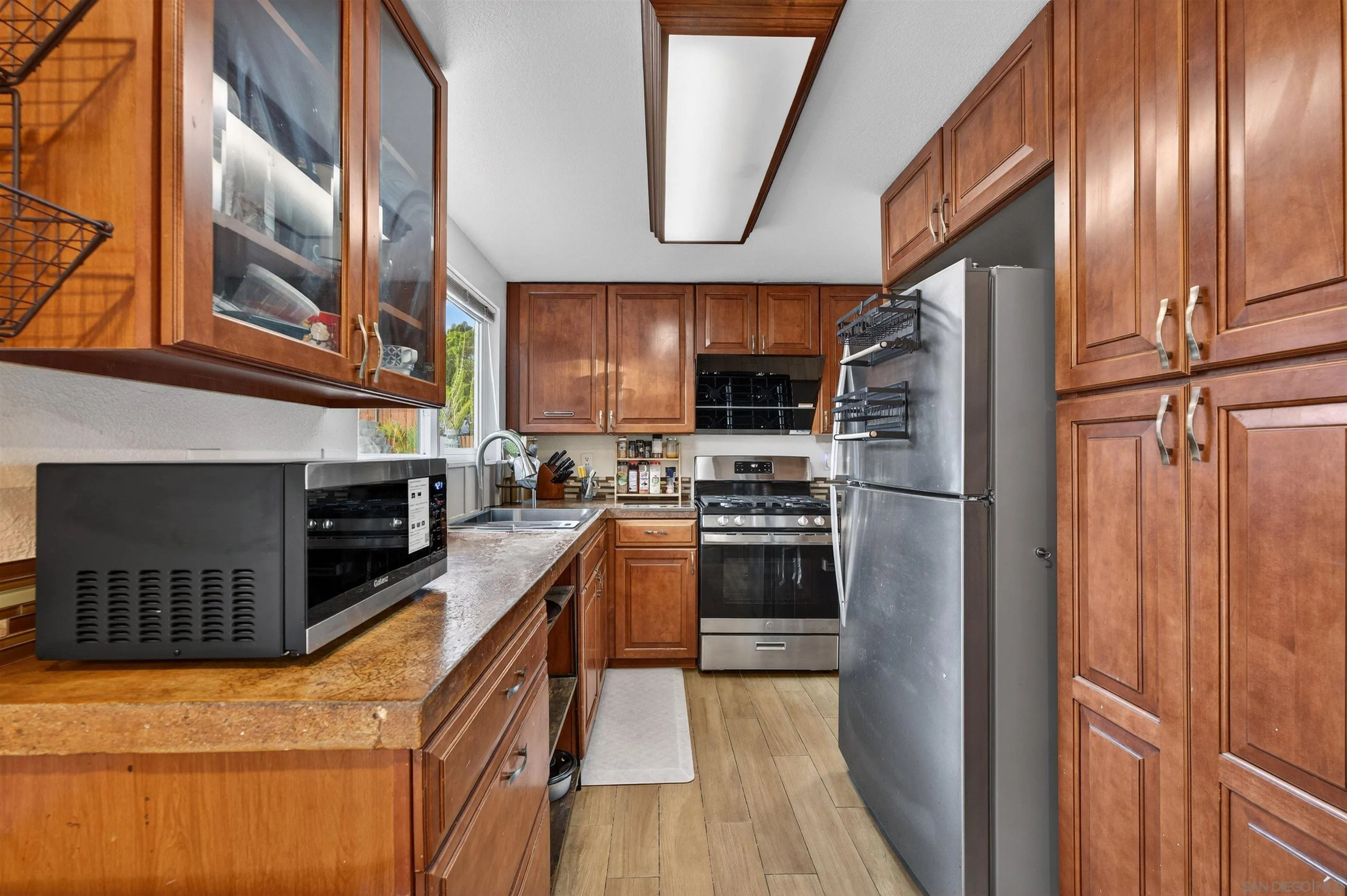 1742 Drexel Dr
