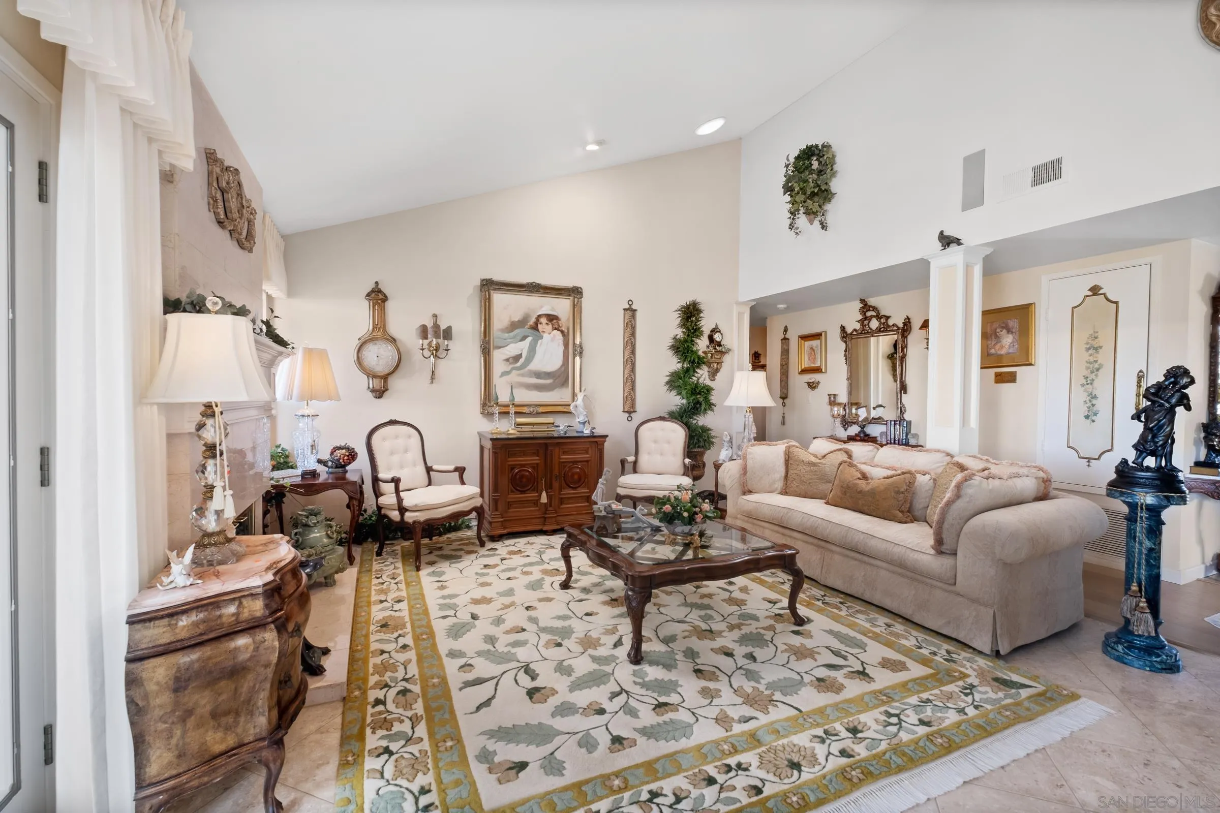 https://cdn.realtyfeed.com/cdn/127/260002723/0258e3efc16d1c928ac3b61365e8d90b.webp