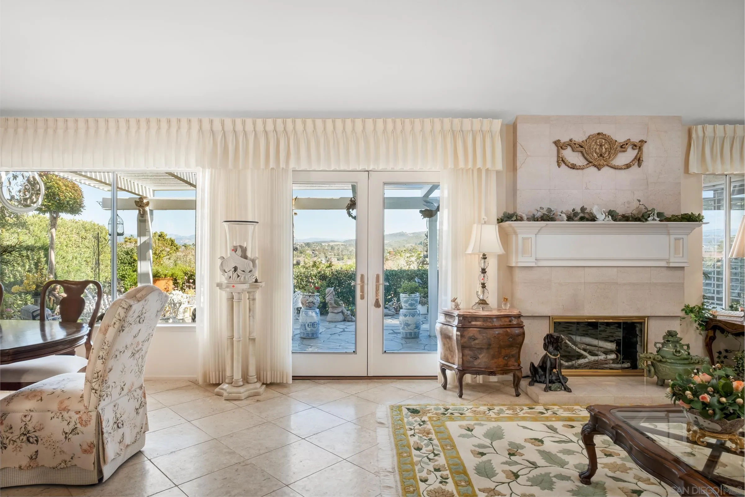 https://cdn.realtyfeed.com/cdn/127/260002723/5e9c0febcb63678ad8231b6a84b003b3.webp