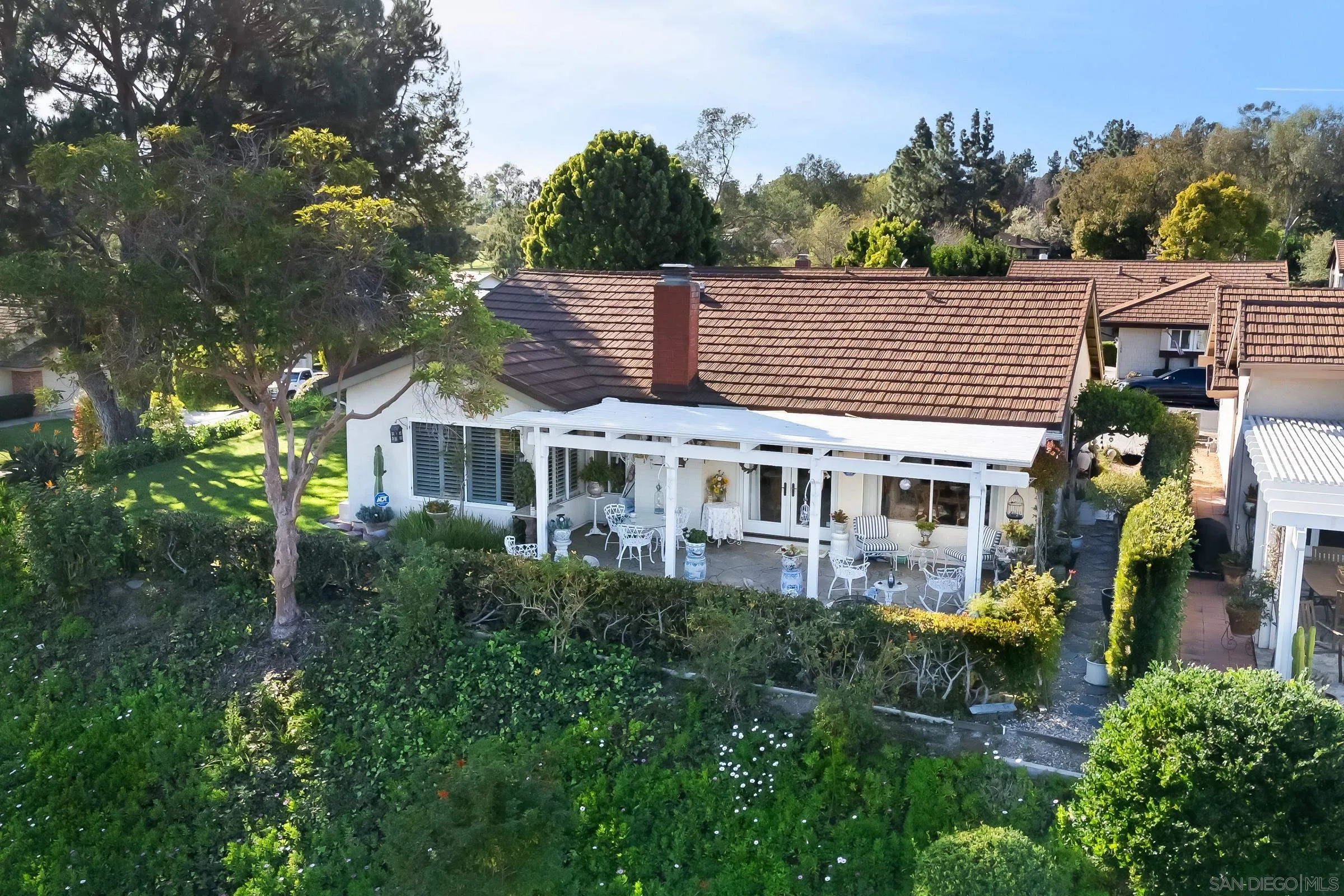 https://cdn.realtyfeed.com/cdn/127/260002723/a5764313daabf5c38c86c50ebf4b8a39.webp