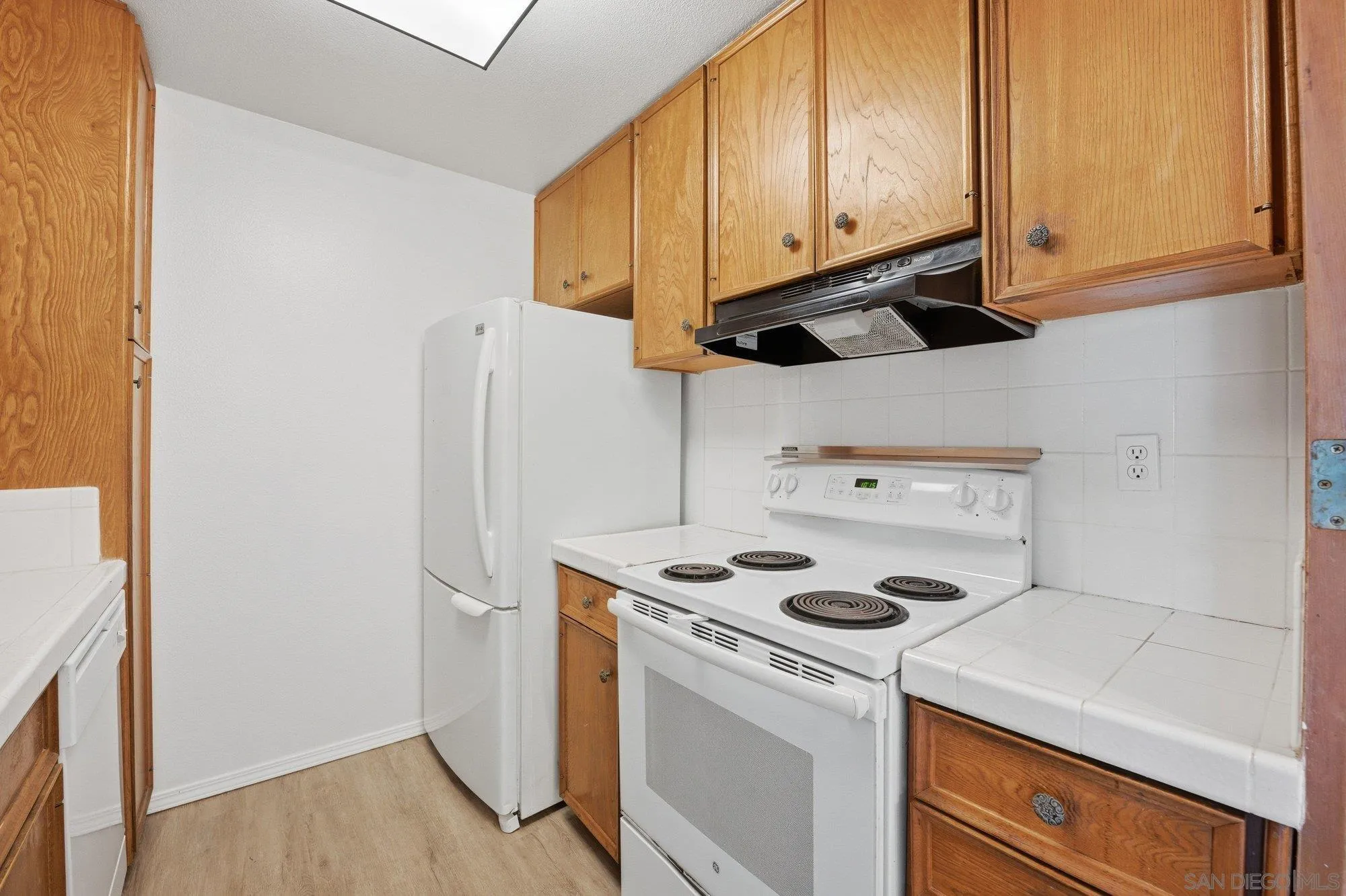 https://cdn.realtyfeed.com/cdn/127/260002726/c760c66cdd14b870d257f3a3dbbb6061.webp