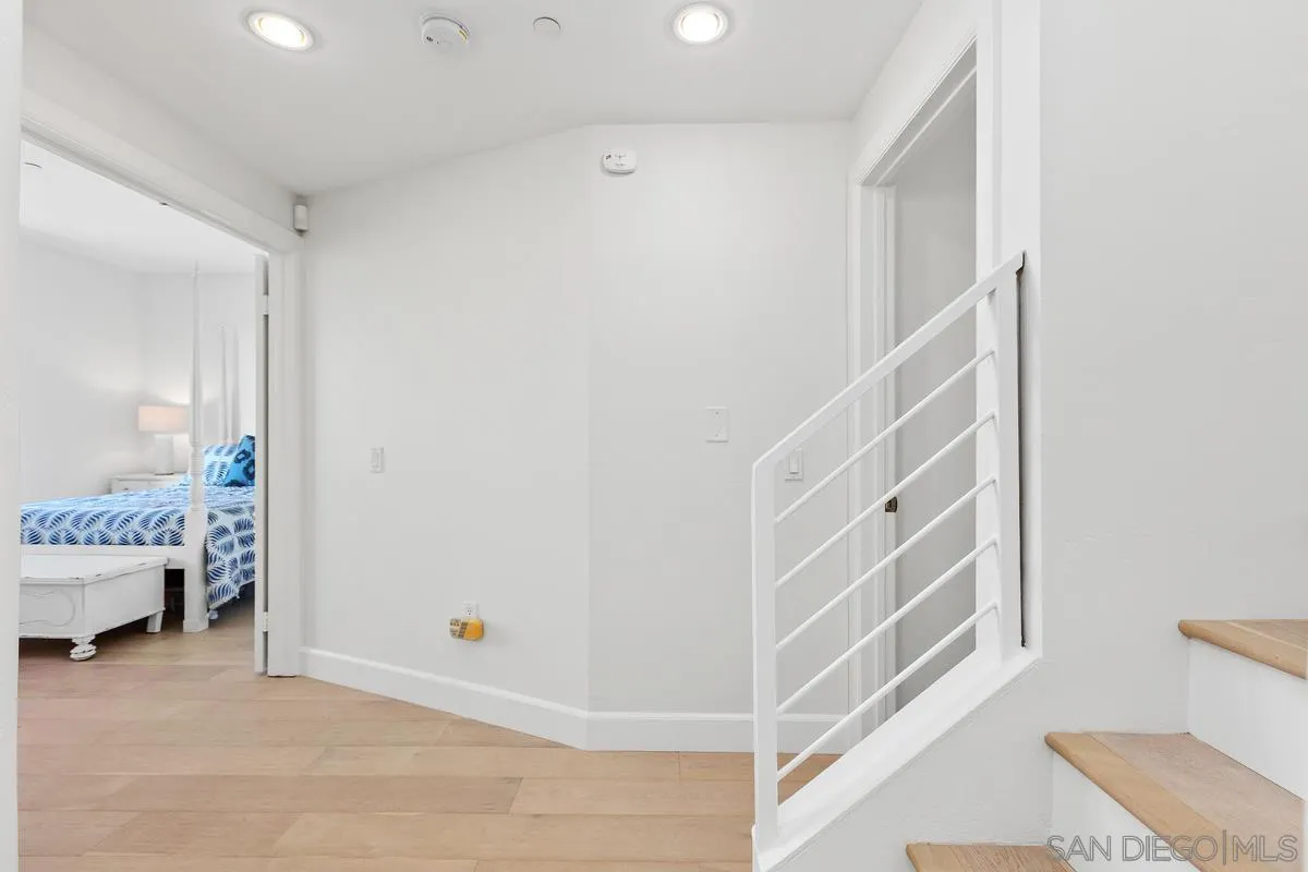 Photo #23: 260002727 Listing: Photo #23